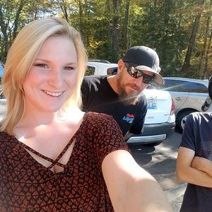 Meet your Posher, Amber